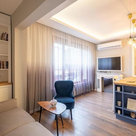 Designer & Cozy 2Bd Flat With A Parking In The City Center By Flat Mаnager Sofie Exteriér fotografie