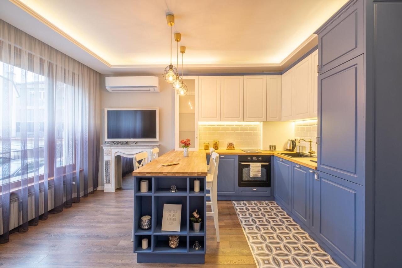 Designer & Cozy 2Bd Flat With A Parking In The City Center By Flat Mаnager Sofie Exteriér fotografie