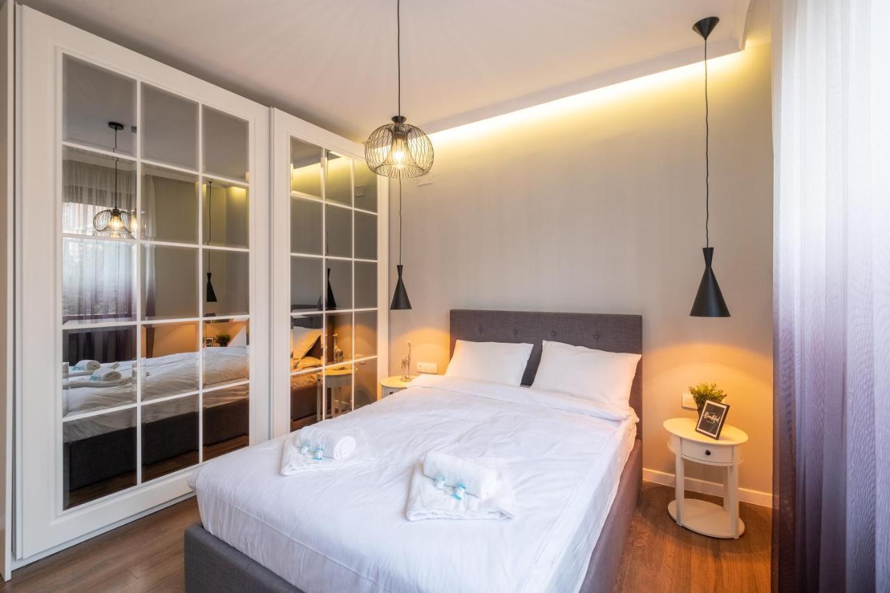 Designer & Cozy 2Bd Flat With A Parking In The City Center By Flat Mаnager Sofie Exteriér fotografie